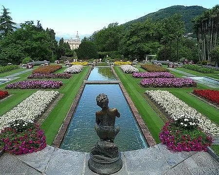 Monolocale Maggiore Intra Lägenhet *
